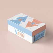 Packaging Ethnic box. Packaging, Pattern Design, Design gráfico, e Criatividade projeto de Laura - 28.10.2021