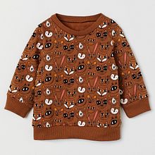 Apparel. Traditional illustration, and Pattern Design project by Allison Cole - 10.31.2021