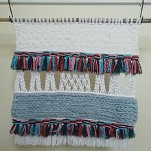 Meu projeto do curso: Introdução ao macramê: criação de um tapete decorativo. Accessor, Design, Arts, Crafts, Interior Design, Decoration, Fiber Arts, and Macramé project by Paula Rocha - 11.02.2021