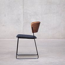Arc - Inclass - Yonoh. Een project van Meubelontwerp en -bouw van Yonoh Studio - 05.11.2021