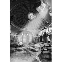 Meu projeto do curso: Segredos da fotomontagem e do retoque criativo. Photograph, Photograph, Post-production, VFX, Photo Retouching, Fine-Art Photograph, Photographic Composition, and Photomontage project by UELITON SILVA - 10.31.2021