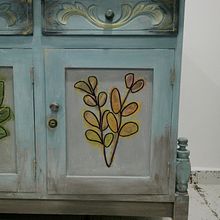 Mi Proyecto del curso: Upcycling de muebles vintage con técnicas de pintura. Un progetto di Artigianato, Design e creazione di mobili, Interior design, Pittura, DIY, Falegnameria , Upc e cling di Carlos Duvan Coronado Portillo - 01.11.2021