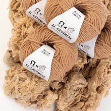 RE-Cashmere: recycled cashmere yarns and kits. Arts, Crafts, DIY, Fashion Design, and Design project by Bettaknit - 11.10.2021