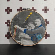 Bordado en fotografías sobre tela: teleoperadoras. Photograph, Collage, Paper Craft, Printing, Embroider, and DIY project by Rosana Perez - 11.11.2021