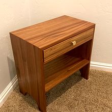 Bedside Table. Marcenaria projeto de Jordan Morgan - 19.11.2021