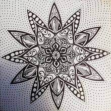 Il mio primo progetto del corso: L'arte del mandala: disegna motivi geometrici. Un proyecto de Dibujo e Ilustración con tinta de wegher_maddalena - 19.11.2021