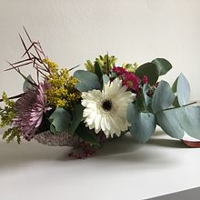 Mi Proyecto del curso: Diseño y creación de composiciones florales . Desain Interior, Arsitektur Lanskap, Dekorasi, DIY, Desain Bunga, Dan Tanaman proyek oleh Leire Asarta - 11.20.2021