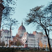 Budapest attraverso i miei occhi. Photograph project by saraziantona - 11.18.2021