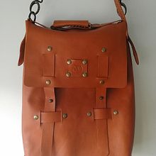 My project in Handmade Leather Bag Creation for Beginners course. Design, Accessor, Design, Arts, Crafts, and Sewing project by Maija Jansena - 11.23.2021