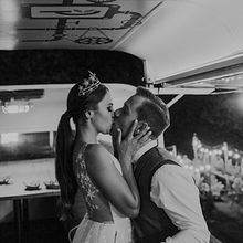Natalia + Javi - Bosque encantado . Un proyecto de Fotografía de Ana Herrera (AHR Photos) - 25.11.2021