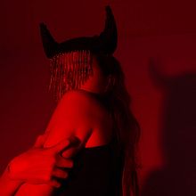 Totsuka no tsurugi. Un proyecto de Diseño de moda y Fotografía de moda de Paz Luján - 27.11.2021