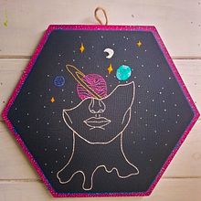 mi universo magico. Embroider, Design, and Traditional illustration project by Vane Jaimes - 11.28.2021