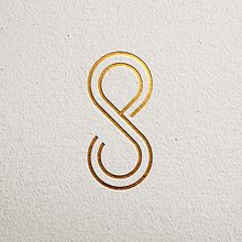 My project in Creation of an Original Logo from Scratch course. Un projet de Design , Br, ing et identité, Design graphique , et Création de logos de Elshan Valijanov - 29.11.2021