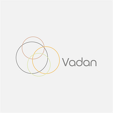 Mi Proyecto del curso: Creación de un logotipo original desde cero. Projekt z dziedziny Design, Br, ing i ident, fikacja wizualna, Projektowanie graficzne, Projektowanie logot i pów użytkownika María Vivares Molina - 02.12.2021