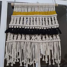Mi Proyecto del curso: Introducción al macramé: creación de un tapiz decorativo. Accessor, Design, Arts, Crafts, Interior Design, Decoration, Fiber Arts, and Macramé project by Regina Lazaro Huesca - 12.02.2021