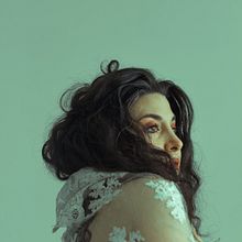 About me. Un proyecto de Fotografía, Cine, vídeo, televisión, Dirección de arte, Autorretrato Fotográfico, Fotografía de retrato, Post-producción fotográfica		, Dibujo, Dibujo artístico, Bocetado e Ilustración tradicional de Julie Nakzi - 01.10.2021