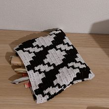 My project in Crochet Pattern Design: Find Your Signature Style course. Un proyecto de Diseño de complementos, Pattern Design, Tejido, DIY y Crochet de firsova.anastasiia - 05.12.2021