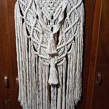 Mi Proyecto del curso: Macramé: nudos básicos y complejos. Un proyecto de Macramé, Diseño de complementos, Diseño de interiores, Decoración de interiores y Tejido de Alba Cabris Apud - 06.12.2021