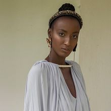 DIADEMA QUILEGIA / ARETES KOHAN. Un proyecto de Diseño de complementos, Diseño de jo y as de MULATT - 06.12.2021