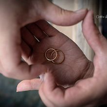 Mi Proyecto del curso: Fotografía de boda: sesión de pareja. Un proyecto de Fotografía, Fotografía de retrato, Fotografía documental y Composición fotográfica de Cristina Losa Alcalá - 06.12.2021