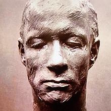 A sculpture used as model for waterpainting . Portrait Drawing, Fine Arts, Painting, and Watercolor Painting project by daniel philippron - 11.10.2021