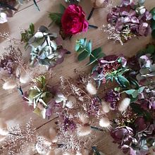 Mon projet du cours : Coiffe florale : créez votre accessoire avec des fleurs. Accessor, Design, Fashion Design, DIY, Floral, and Plant Design project by lnsr - 12.10.2021