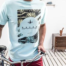 Dreda Surf Co.. Design, Traditional illustration, Advertising, Music, Photograph, Art Direction, Br, ing, Identit, Character Design, Costume Design, Creative Consulting, Design Management, Graphic Design, Lighting Design, Marketing, Multimedia, Packaging, Product Design, and Screen Printing project by Mauricio Dinelli - 01.06.2018