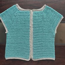 Mi Proyecto del curso:  Top-down: prendas a crochet de una sola pieza. Un progetto di Fashion design, Fiber Art, DIY, Uncinetto e Textile Design di Viviana Castro - 17.12.2021