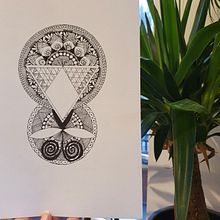 My project in The Art of Mandala Drawing: Create Geometric Patterns course. Un proyecto de Dibujo e Ilustración con tinta de emmanuelle.meurice - 19.12.2021