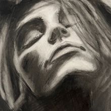 My project in Artistic Charcoal Portraiture: Creating Atmosphere course. Traditional illustration, Fine Arts, Drawing, Portrait Drawing, Realistic Drawing, and Artistic Drawing project by Erin Hall - 12.20.2021