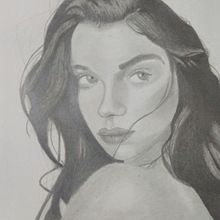 Mi Proyecto del curso: Retrato realista con lápiz de grafito. Traditional illustration, Fine Arts, Sketching, Pencil Drawing, Drawing, Portrait Drawing, Realistic Drawing, Artistic Drawing, and Figure Drawing project by Heimdal Campos Toral - 12.20.2021