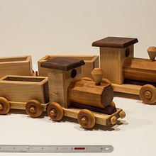 Train. Een project van Houtbewerking van ttougas - 28.12.2021