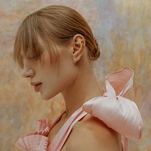 JVR. Photograph, Photo Retouching, Fashion Photograph, Photographic Lighting, Portrait Photograph, Commercial Photograph, Photographic Composition, Digital Photograph, Fine-Art Photograph, and Art Direction project by Natalia Gw - 12.28.2021