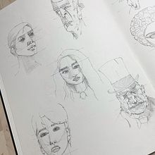 #meds100heads. Traditional illustration project by Sarah Altrock - 12.28.2021