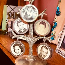 My project in Memoir Writing: Write a Personal Story for a Universal Audience course. Writing, Narrative, Non-Fiction Writing, and Creative Writing project by Nancy Gamso - 12.30.2021
