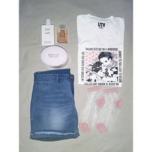 OOTD [Demon Slayer: Kimetsu no Yaiba]. Instagram, Instagram Photograph, Photograph, and Fashion Photograph project by Henrietta M - 12.03.2020
