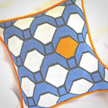 Orange Sheep. Fiber Arts, DIY, Crochet, Textile Design, Pattern Design, and Decoration project by Jacqueline Luders - 01.03.2022