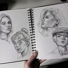 Mój projekt z kursu: Szkicowanie portretów: odkrywaj ludzką twarz. Projekt z dziedziny Sketching,  R, sunek, Portret,  R, sunek art, st, czn i Sketchbook użytkownika Katarzyna Błaż - 04.01.2022