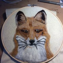 My project in Needle Felting: Paint Portraits with Wool course. Arts, Crafts, Fiber Arts, Naturalistic Illustration, Needle Felting, and Textile Design project by Susan Ducksbury - 01.05.2022