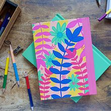 My project in Botanical Patterns in a Sketchbook: Conquer the Blank Page course. Traditional illustration, Pattern Design, Botanical Illustration, and Sketchbook project by Ayelet kasis - 01.05.2022