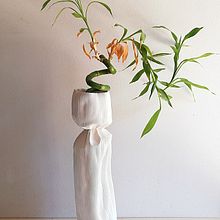 "Paper rolls" porcelain vases. Ceramics, Design, and Sculpture project by Luciana Menegazzi - 01.05.2022