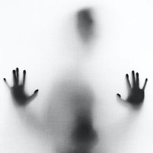 Sombras Entre Nosotros. Filmmaking, Audio, Video Editing, and Podcasting project by José Antonio García Ruiz - 12.15.2021