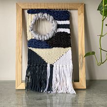 Meu projeto do curso: Introdução à tapeçaria em tear manual. Fiber Arts, Weaving, Fine Arts, Arts, and Crafts project by Júlia Mazzoni - 01.08.2022