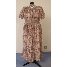 Mon projet du cours : Couture : concevez et créez une robe longue froncée. Arts, Crafts, Fashion Design, Sewing, DIY, Patternmaking, and Dressmaking project by Anne-Marie - 01.08.2022