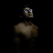 Sueña con los ojos Abiertos. Photograph, Photograph, Post-production, Photo Retouching, Portrait Photograph, Studio Photograph, Fine-Art Photograph, Photomontage, and Self-Portrait Photograph project by Rudy Tomala - 01.08.2022