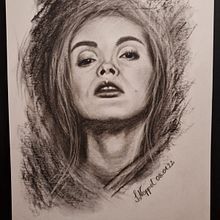 Mein Kursprojekt: Künstlerisches Porträt mit Kohlestift: die Atmosphäre. Un projet de Illustration traditionnelle, Beaux Arts, Dessin, Dessin de portrait, Dessin réaliste , et Dessin artistique de sabine_noppel - 07.07.2022