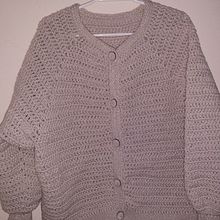 Meu projeto do curso:  Top-down: roupas de crochê sem costura. Fashion Design, Fiber Arts, DIY, Crochet, and Textile Design project by Ana Brás - 01.10.2022