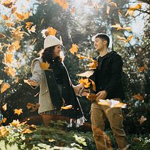 Fotografía de parejas. Een project van Fotografie, Fotografische postproductie, Retoucheren van foto's, Portretfotografie, Modefotografie,  Fotografische verlichting, Digitale fotografie, Artistieke fotografie, Buitenfotografie, Fotografie voor Instagram y Fotografische compositie van Alicia C.M. - 11.01.2022