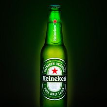 Fotografia de produto: Heineken Beer. Photograph, Photograph, Post-production, Product Photograph, and Food Photograph project by Ticiano Alves - 01.11.2022