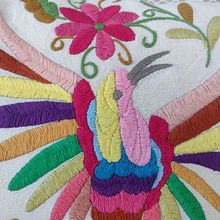 Mi Proyecto del curso: Técnicas de bordado: ilustrando con hilo y aguja. Embroider, and Textile Design project by Guillermo Valenzuela Mendoza - 01.12.2022